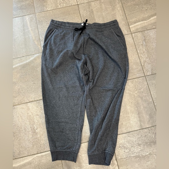 Men’s jogger sweatpants- XL - Picture 1 of 3